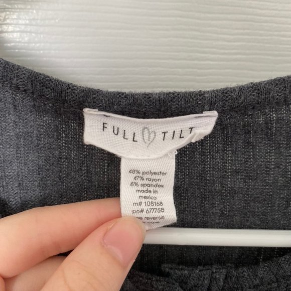 Full Tilt-Grey Cropped Button Up Sweater Size:XS - Picture 2 of 4